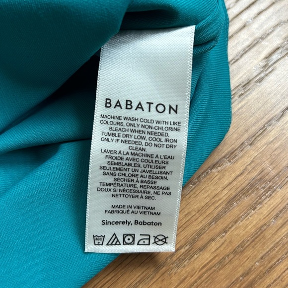 NWOT Babaton Contour Crew Cropped T-Shirt - Teal - Picture 7 of 7